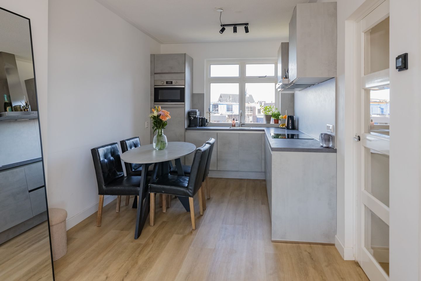 Bright and well-located 3-room apartment near IJmuiden centre — 14