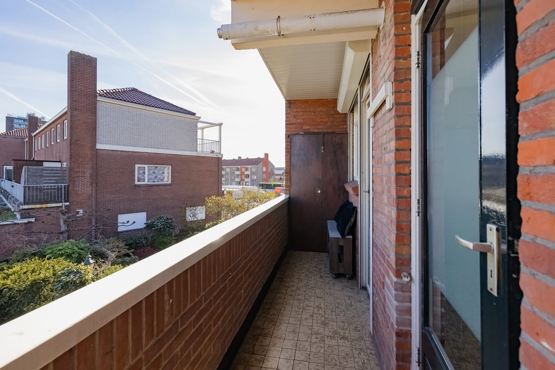 Bright and well-located 3-room apartment near IJmuiden centre — 17