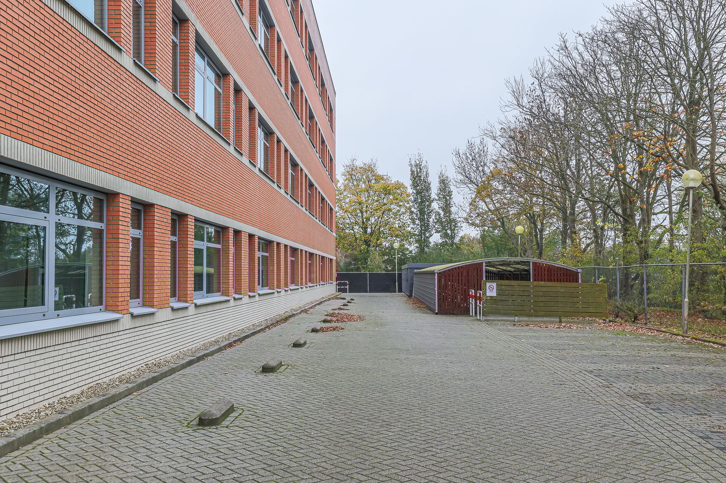 Bekijk foto 3 van Eemsgolaan 9