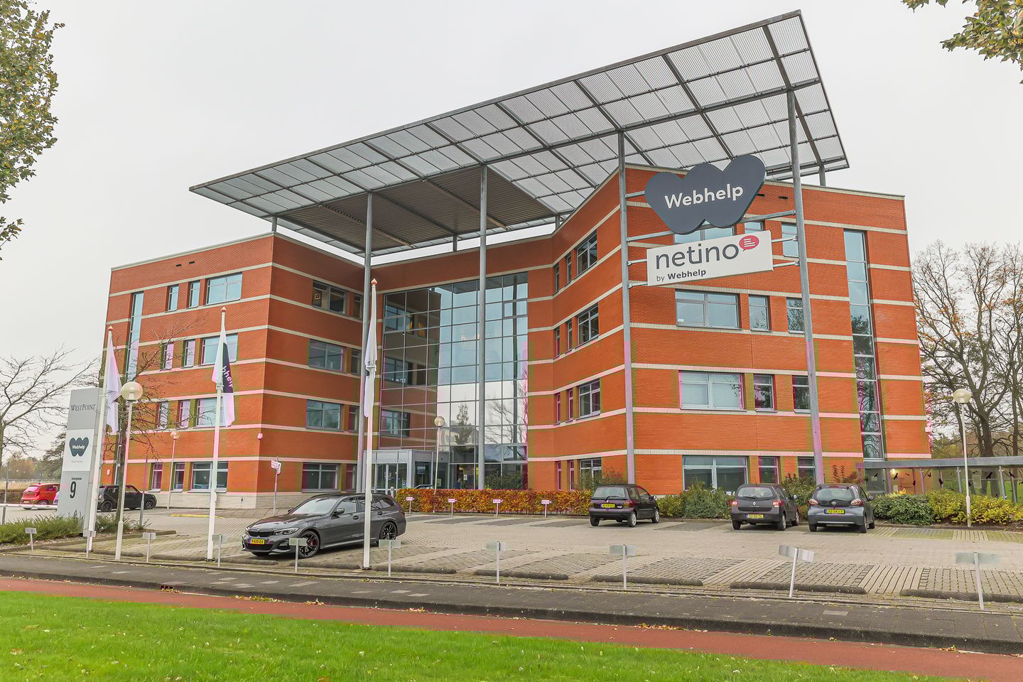 Bekijk foto 1 van Eemsgolaan 9