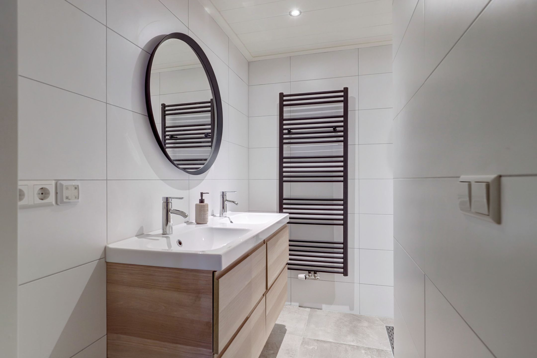 Foto 21 van Klooster Leuterstraat 28-B