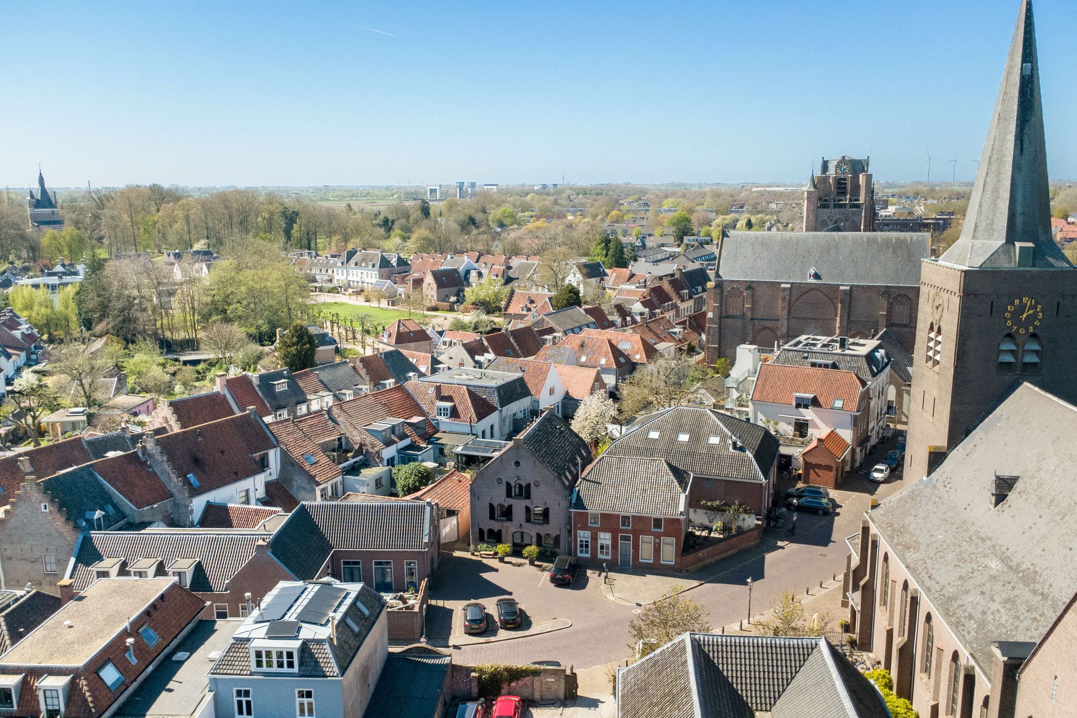 Foto 33 van Klooster Leuterstraat 28-B