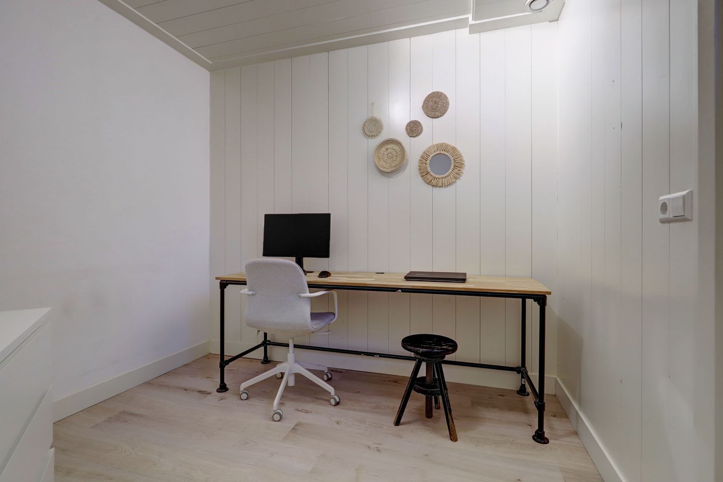 Foto 19 van Klooster Leuterstraat 28-B