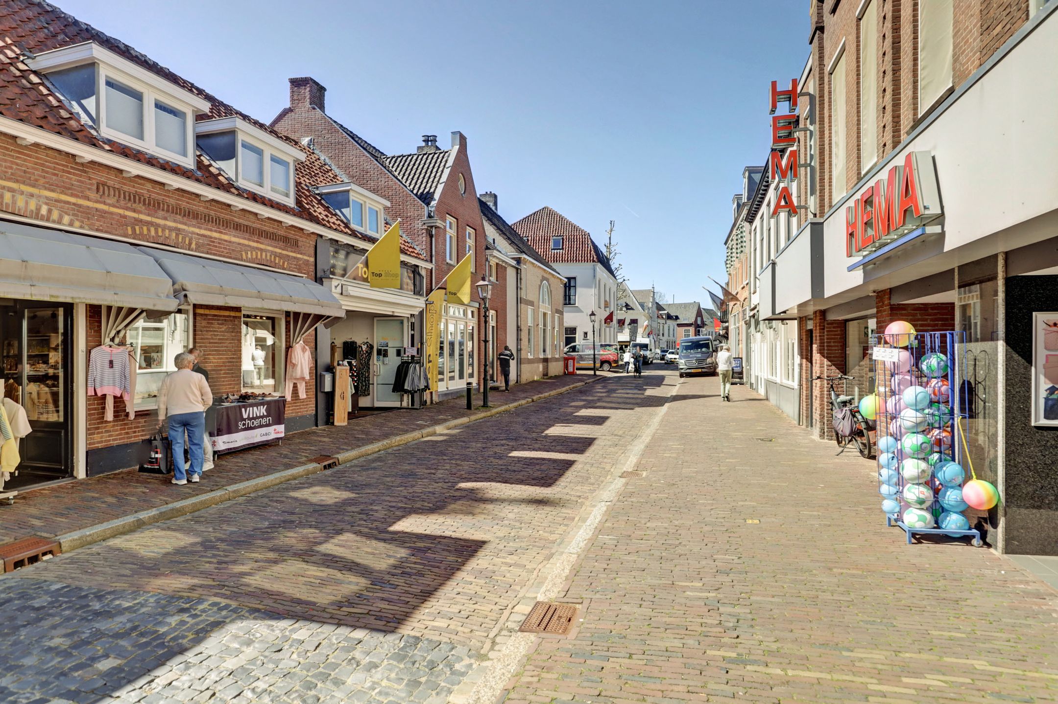 Foto 39 van Klooster Leuterstraat 28-B