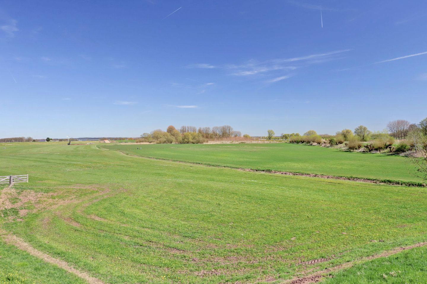 Foto 40 van Klooster Leuterstraat 28-B