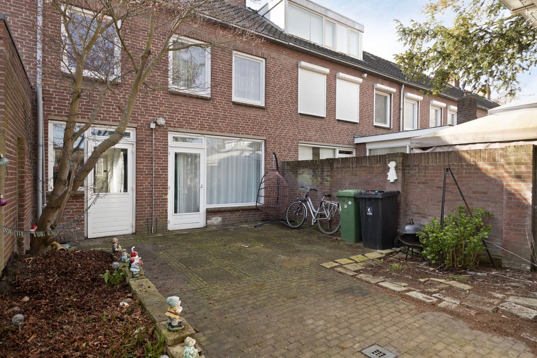 Foto 26 van Alberdingk Thijmstraat 35