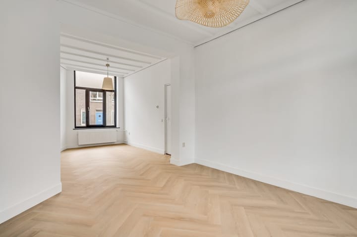 Tussenwoning te koop: Sint Antoniuslaan 60, Maastricht