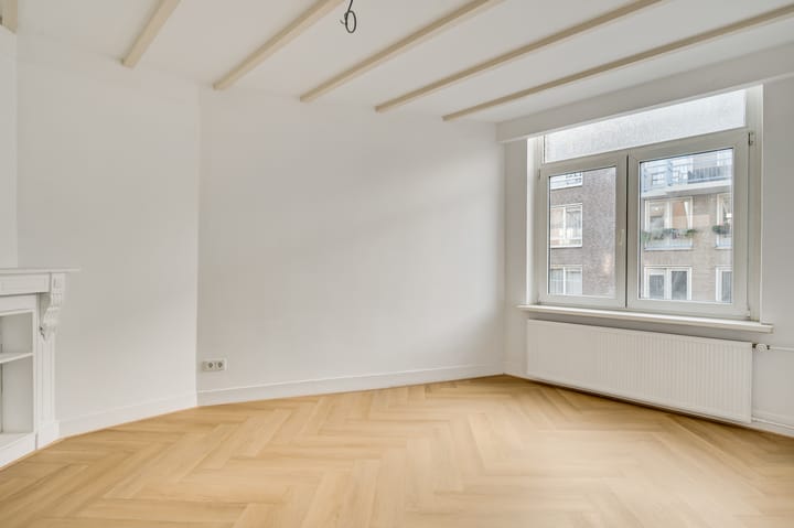 Tussenwoning te koop: Sint Antoniuslaan 60, Maastricht