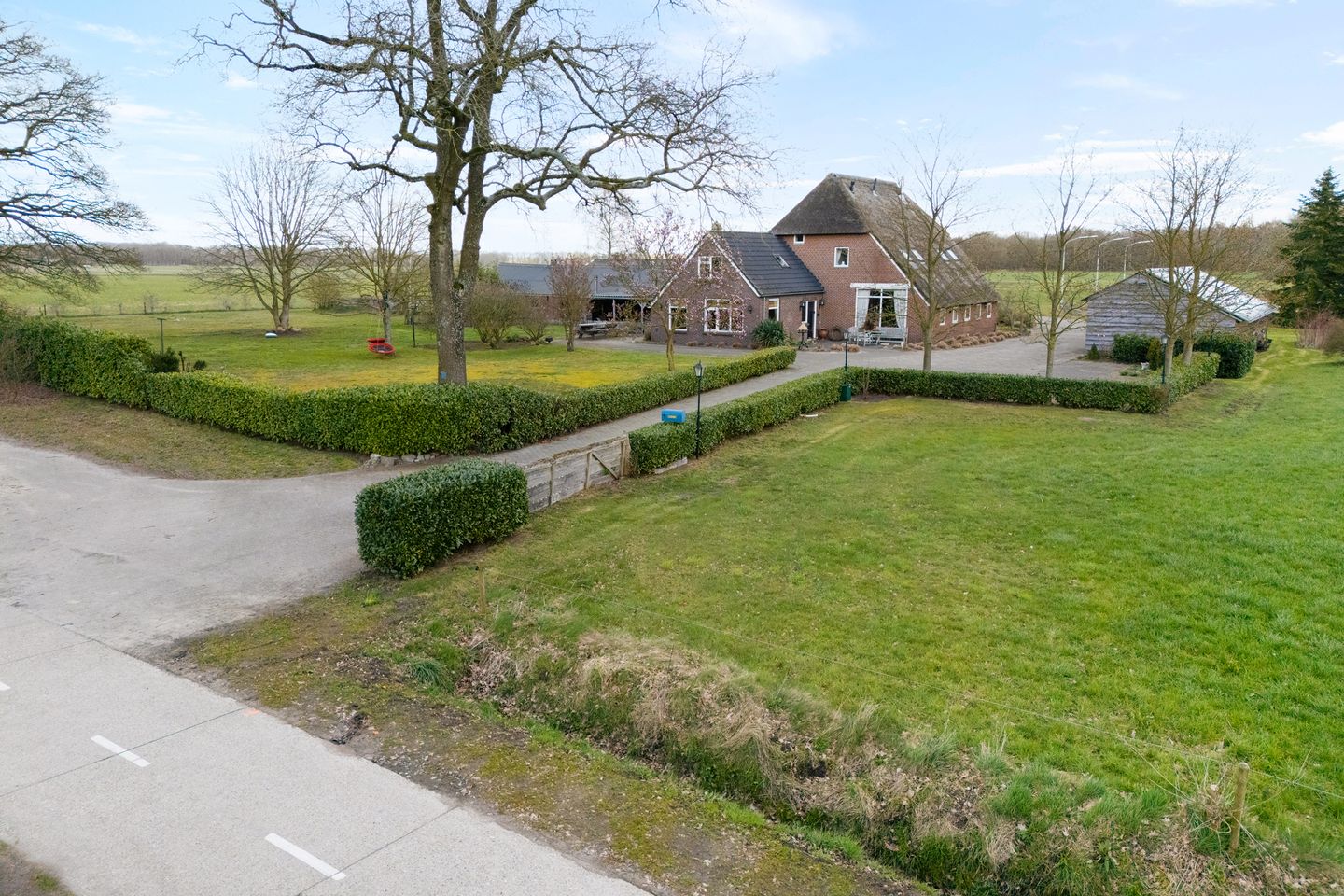 Bekijk foto 2 van Hoofdstraat 33