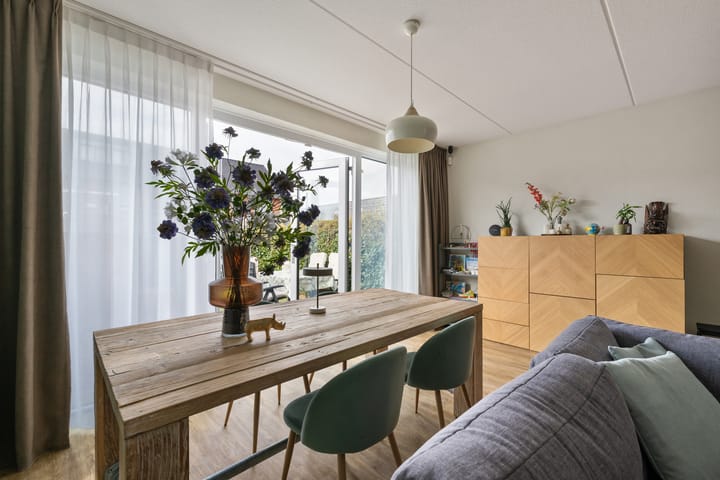 Foto 3 van Esther Vergeerstraat 2