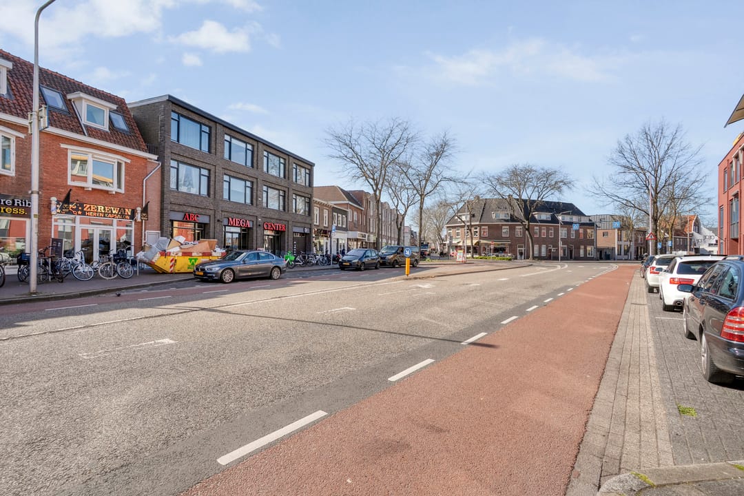 Photo 22 of Vechtstraat 82-B