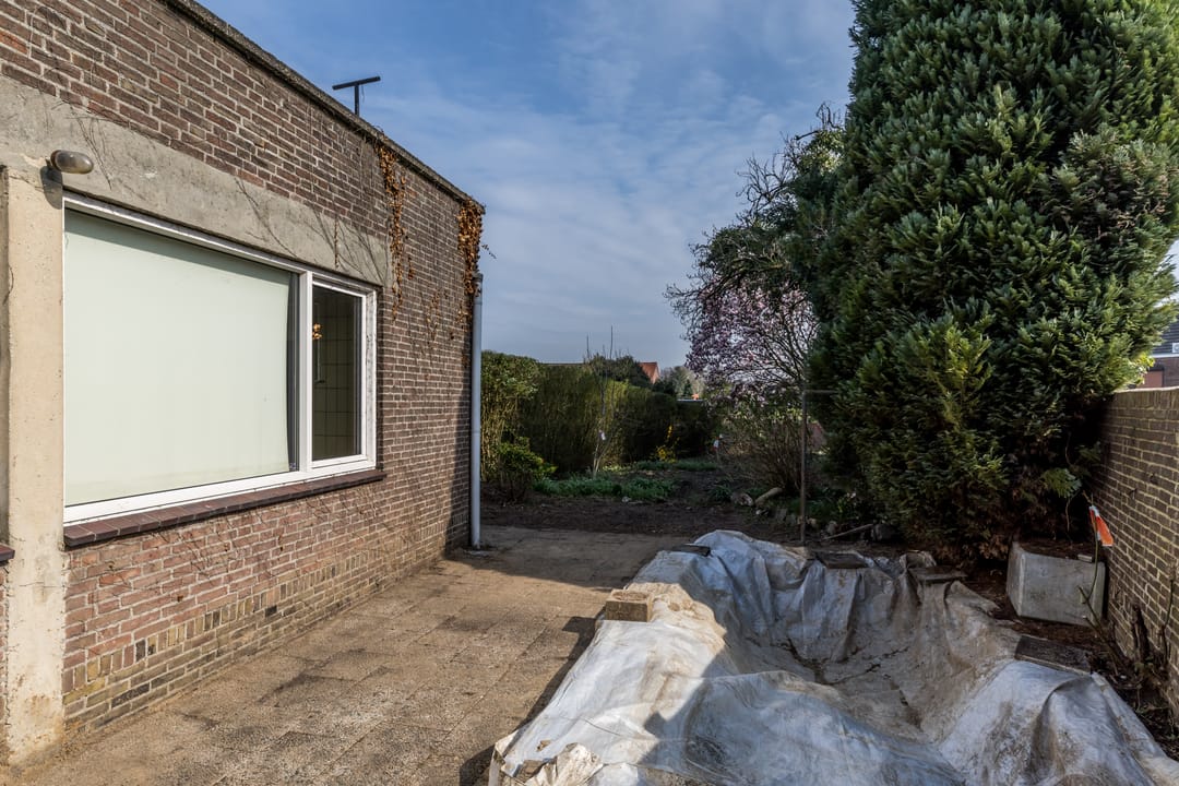 Photo 37 of Haafheidestraat 15-A