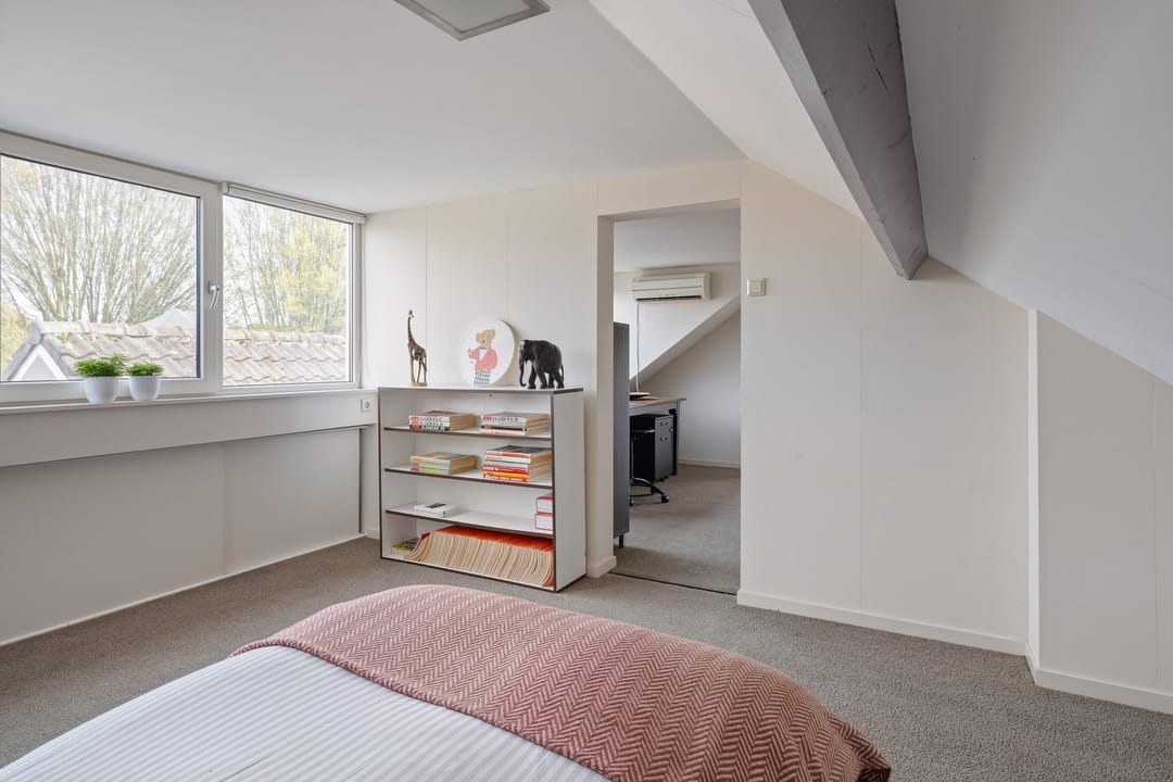 Foto 41 van Monseigneur van Oorschotstraat 32