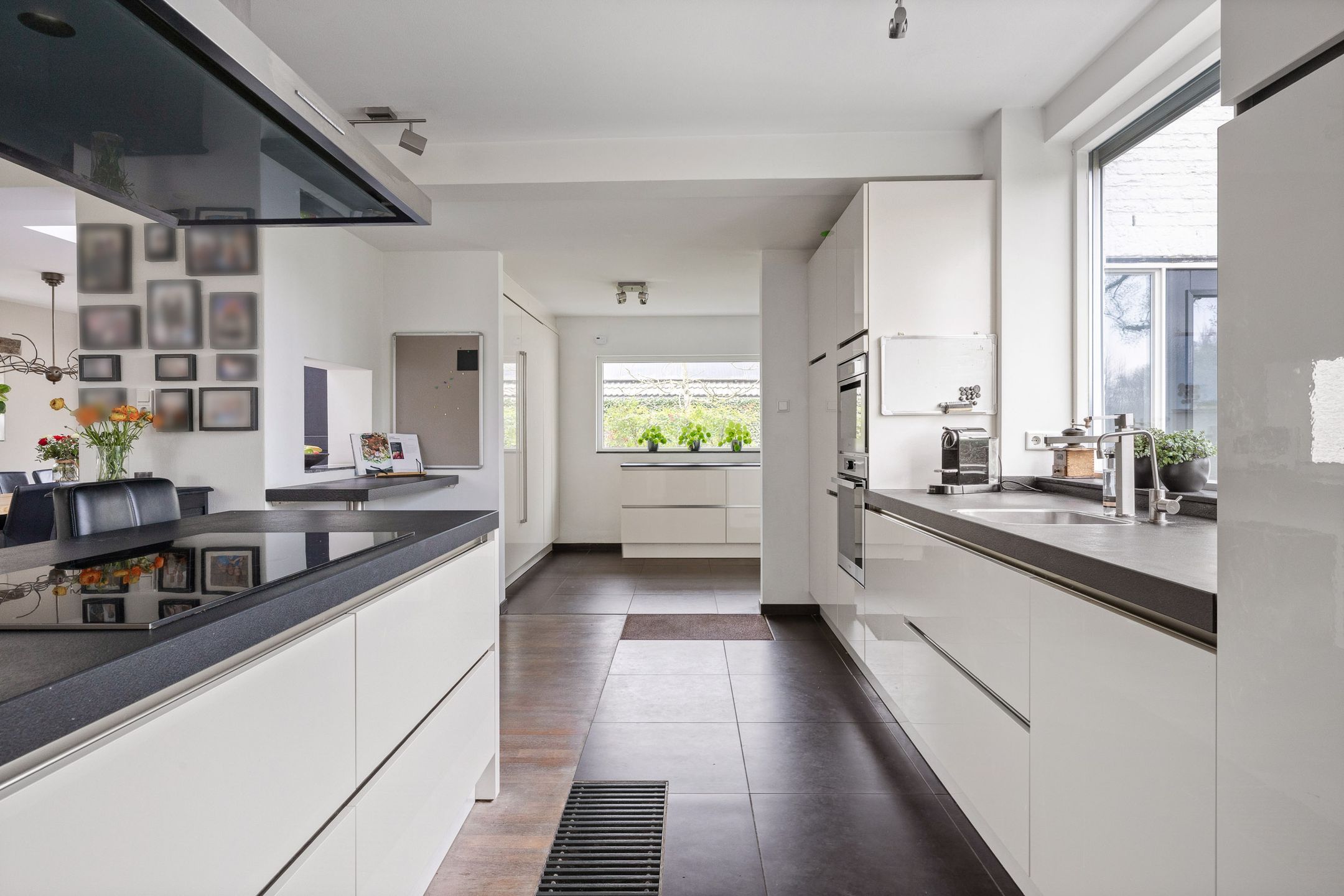 Foto 12 van Monseigneur van Oorschotstraat 32