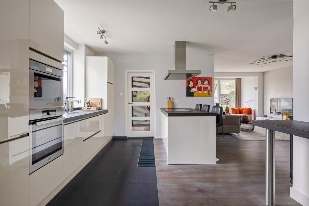 Foto 16 van Monseigneur van Oorschotstraat 32