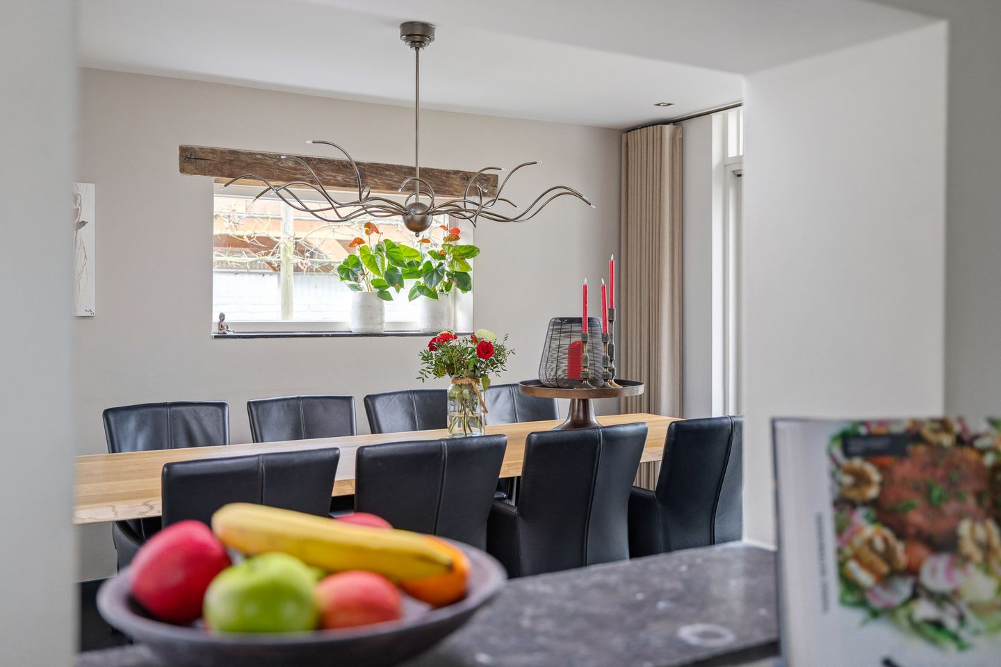 Foto 19 van Monseigneur van Oorschotstraat 32