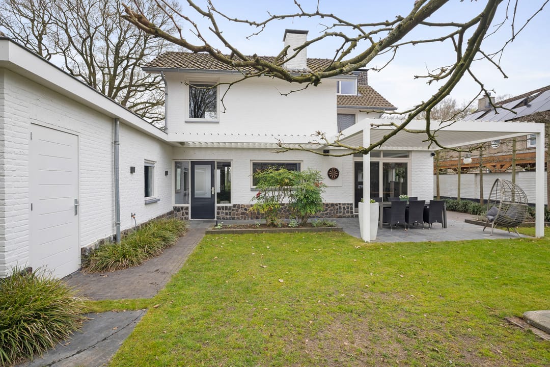 Foto 61 van Monseigneur van Oorschotstraat 32