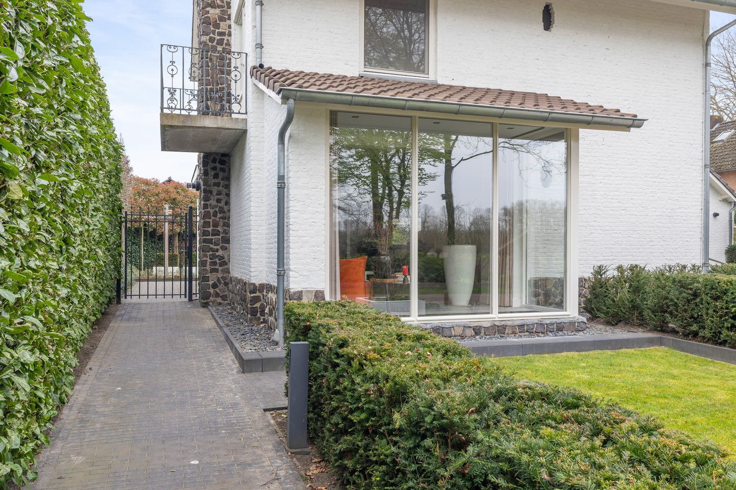 Foto 64 van Monseigneur van Oorschotstraat 32