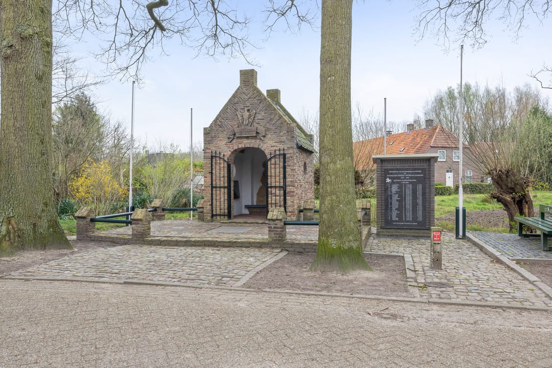 Foto 68 van Monseigneur van Oorschotstraat 32