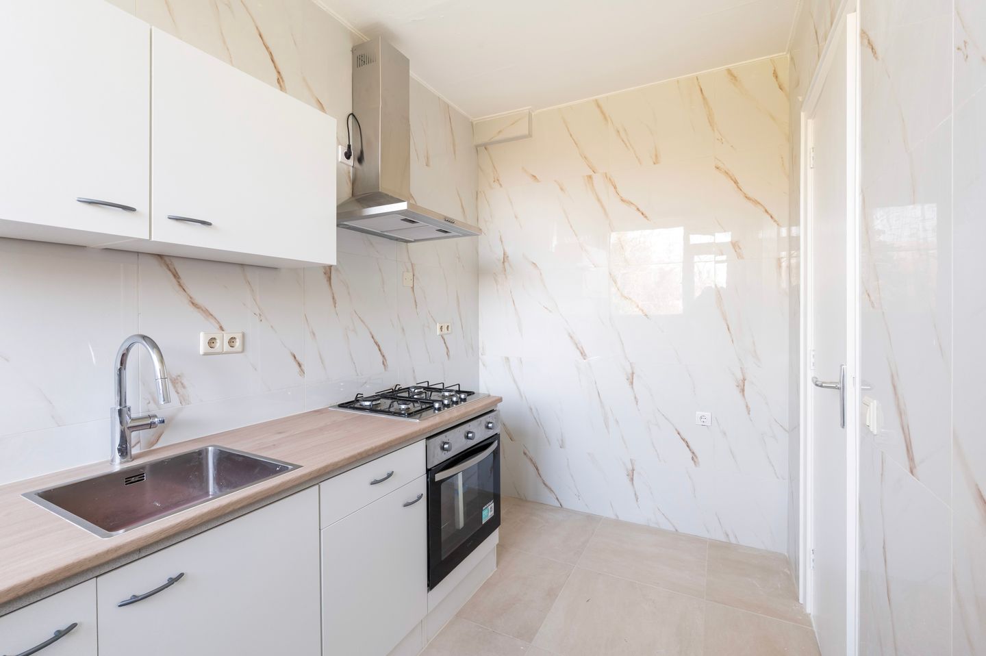 Foto 10 van West-Sidelinge 310