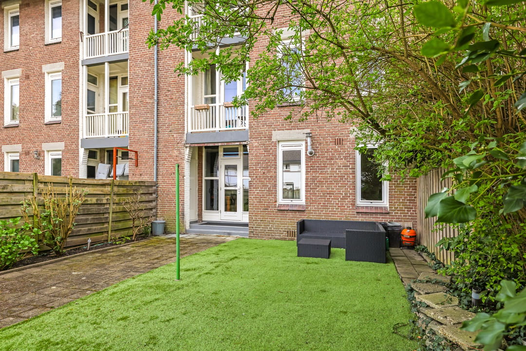 Photo 31 of Joubertstraat 76