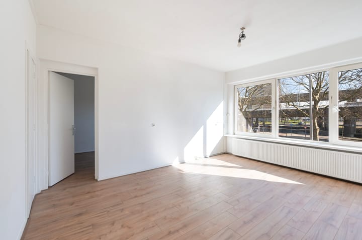 Photo 2 of West-Sidelinge 310