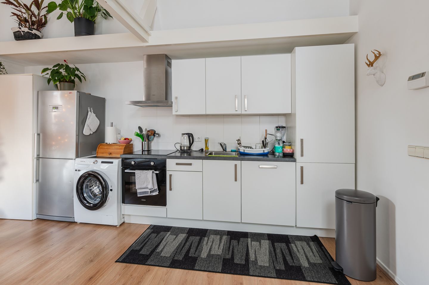 Bekijk foto 2 van Prins Hendrikstraat 7-9