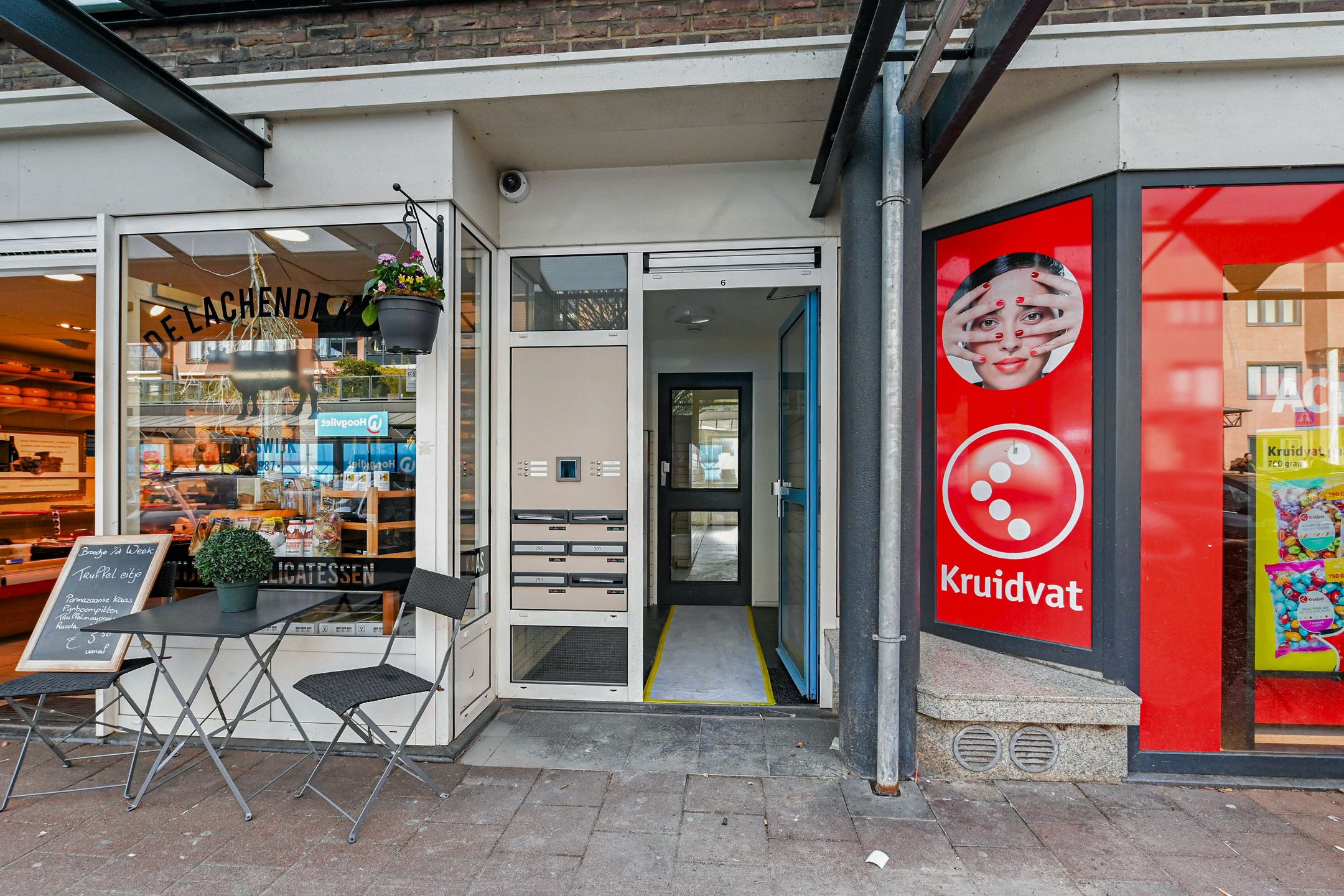 Photo 24 of Dr H. Colijnlaan 263