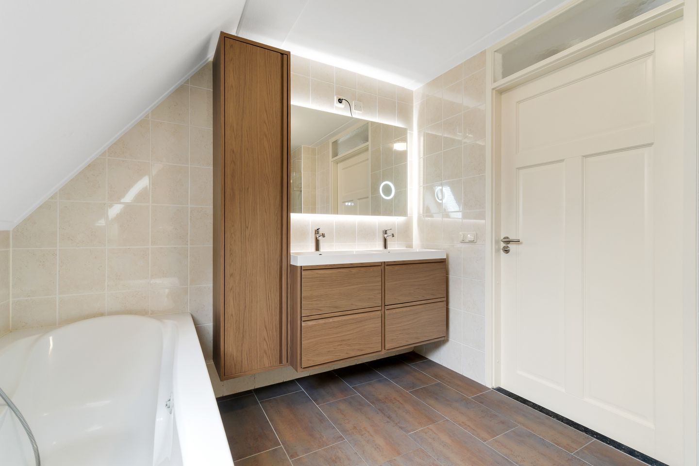 Photo 29 of Engelwortel 11