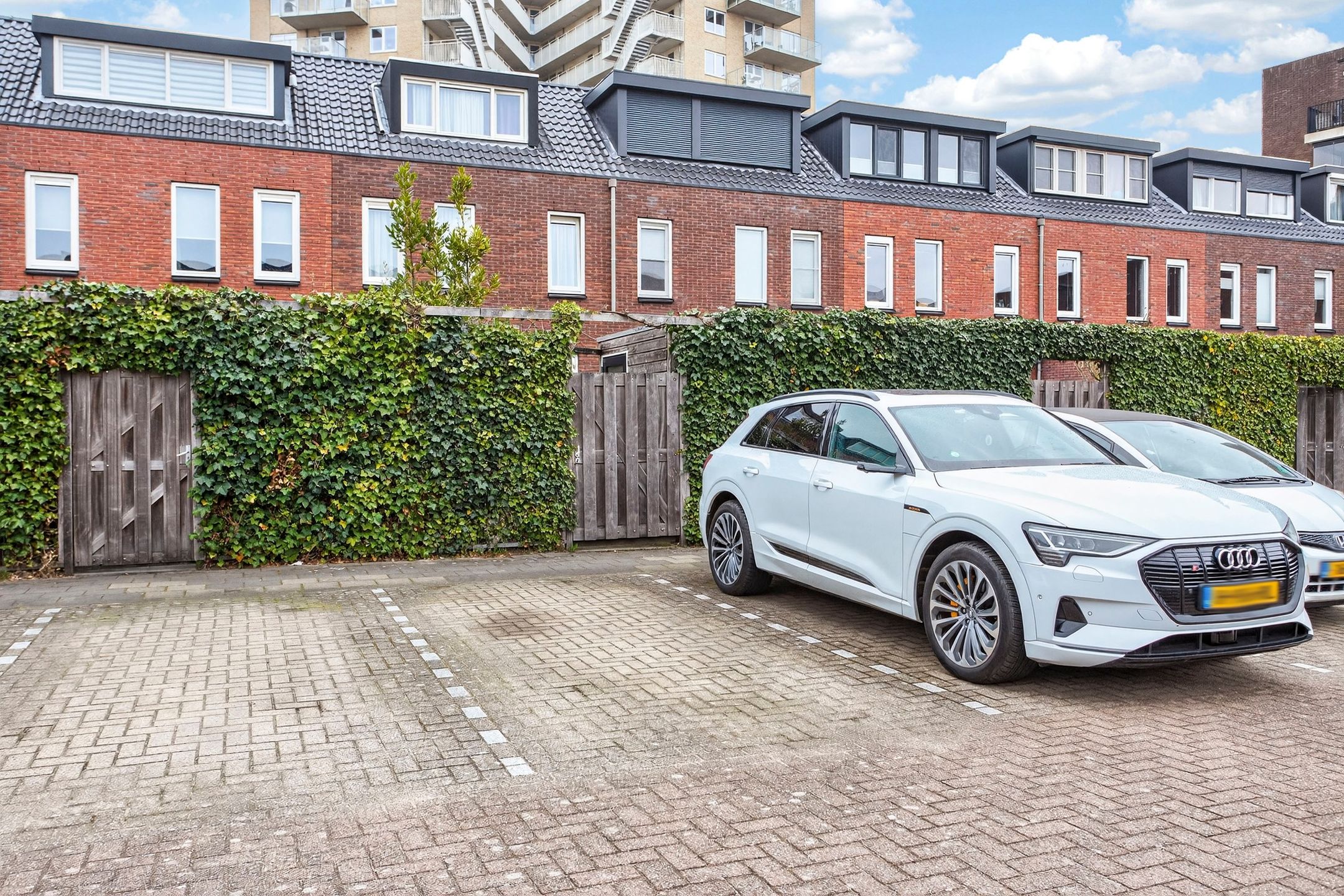 Photo 21 of Albert Fikspad 26