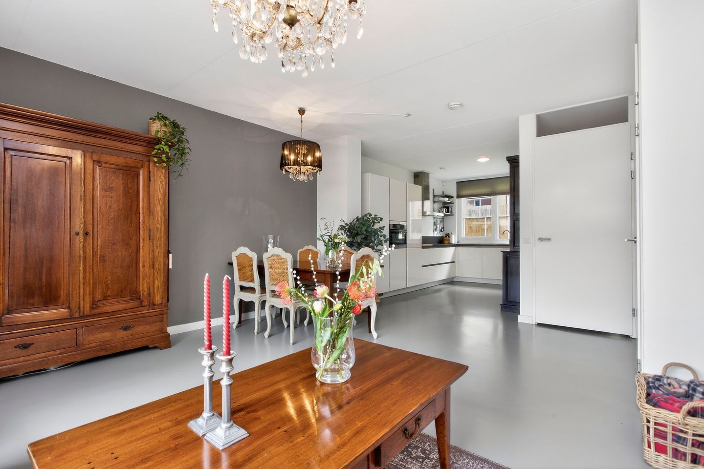 Photo 10 of Albert Fikspad 26