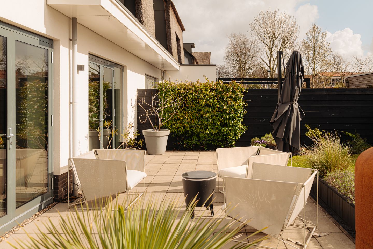 Photo 14 of Spieringhof 18