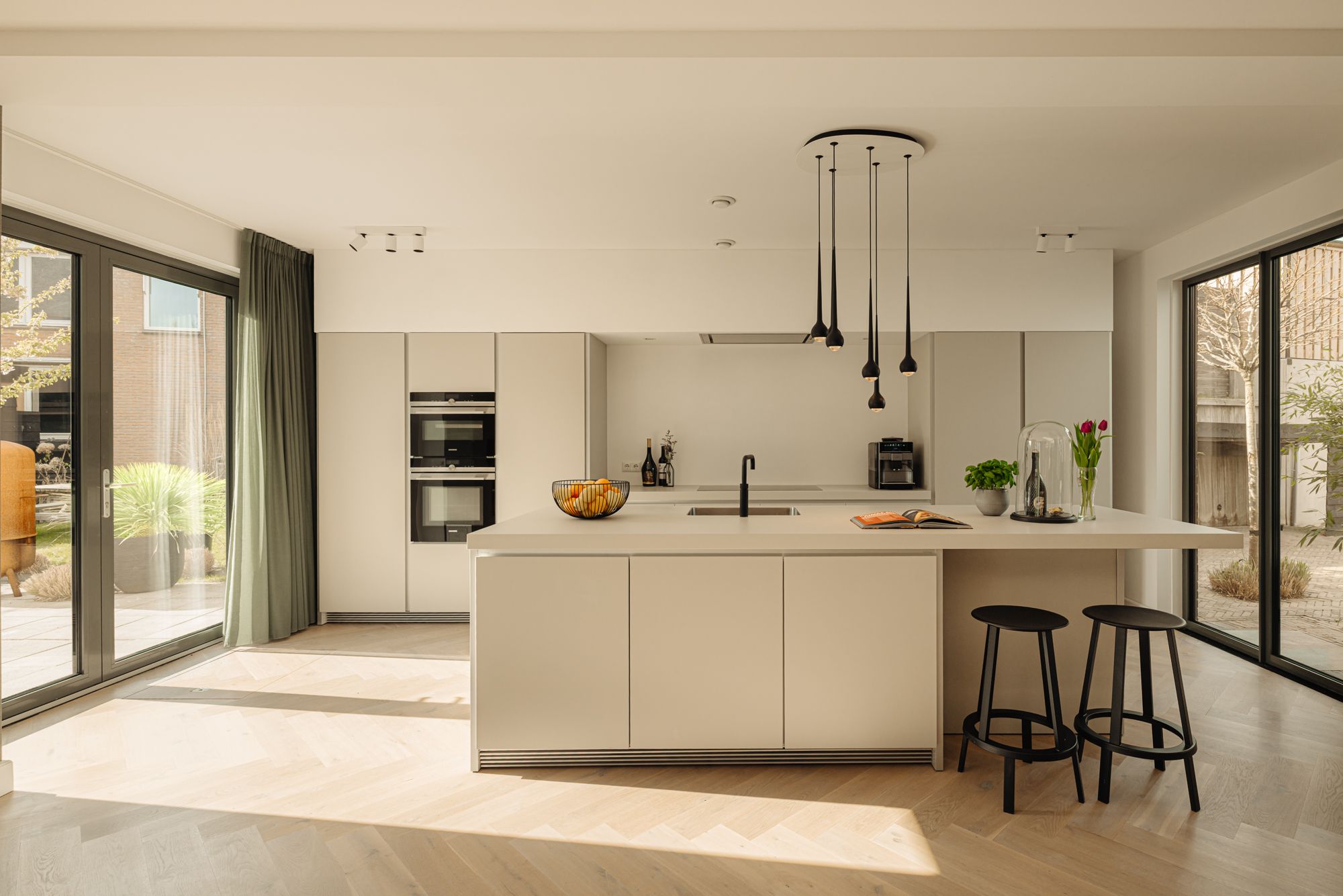 Photo 6 of Spieringhof 18