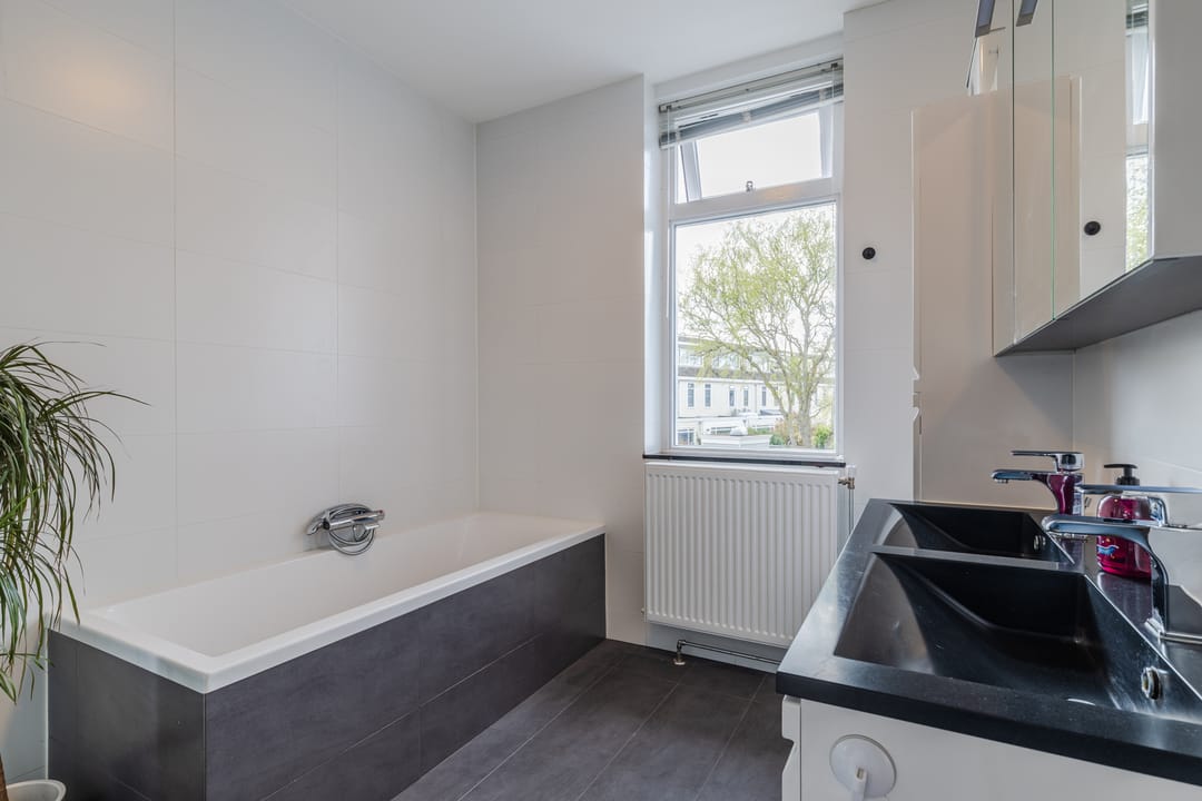 Photo 38 of Hendrik Werkmanhof 40