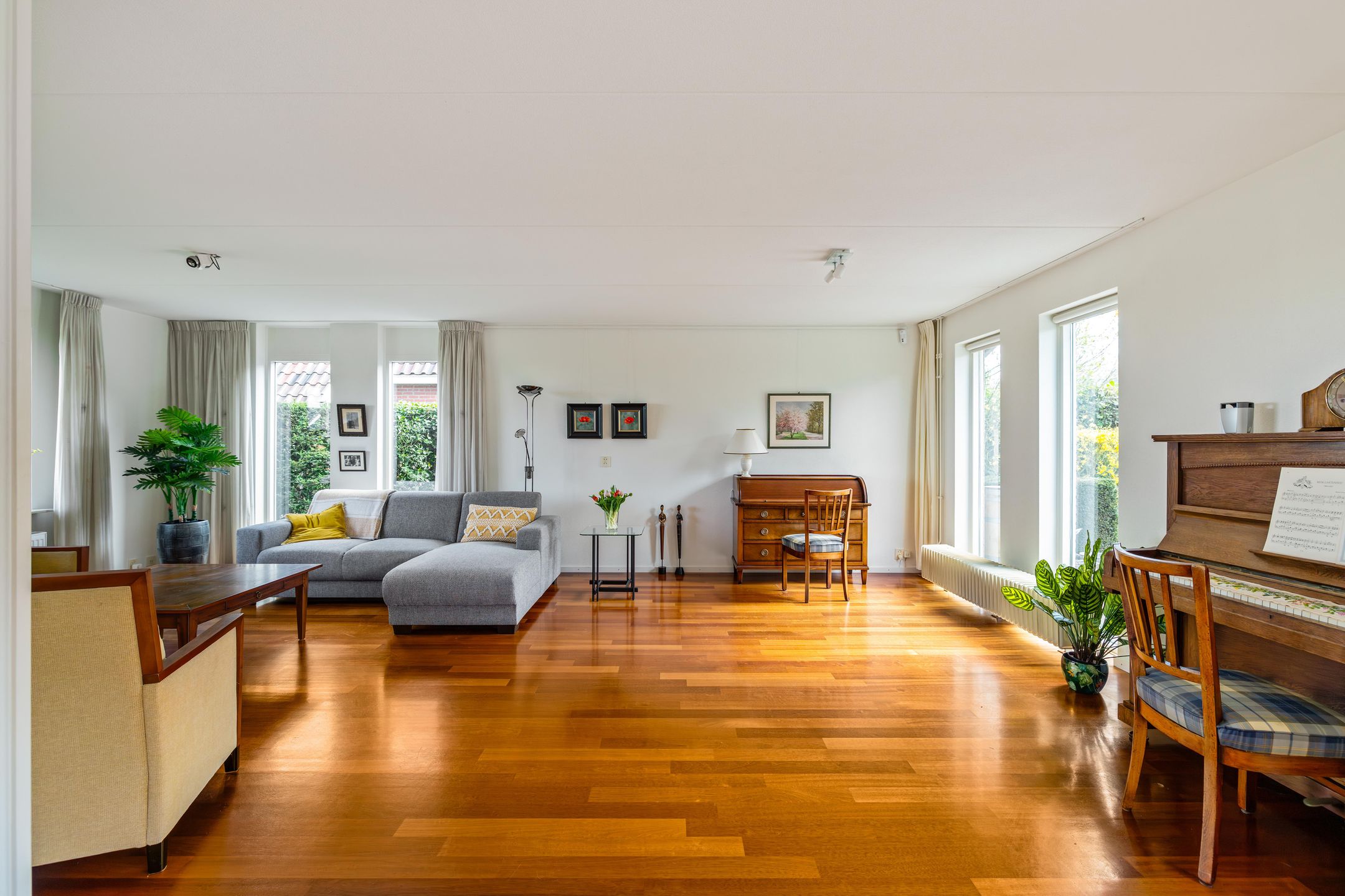 Photo 12 of Hoofdweg 73