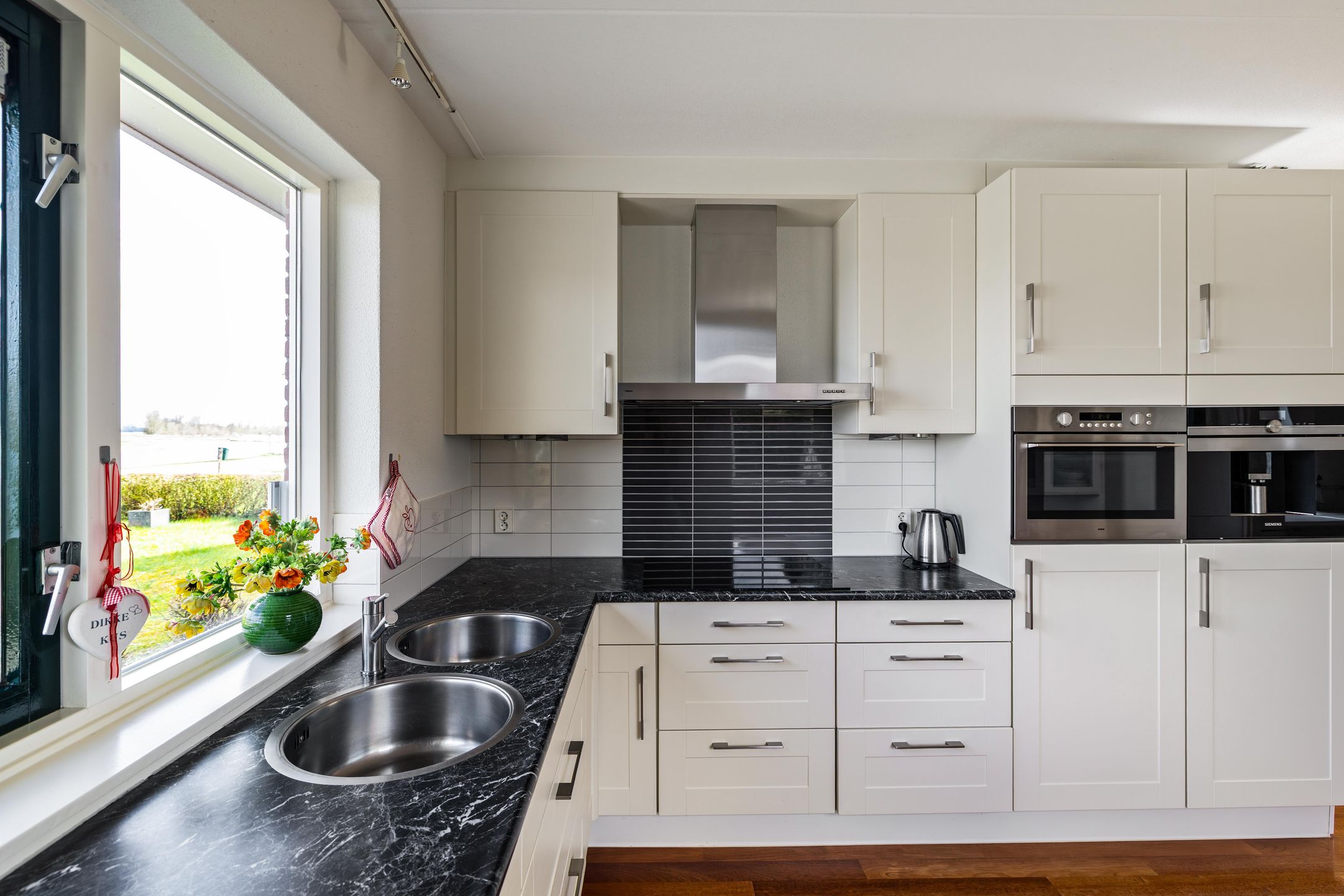 Photo 21 of Hoofdweg 73