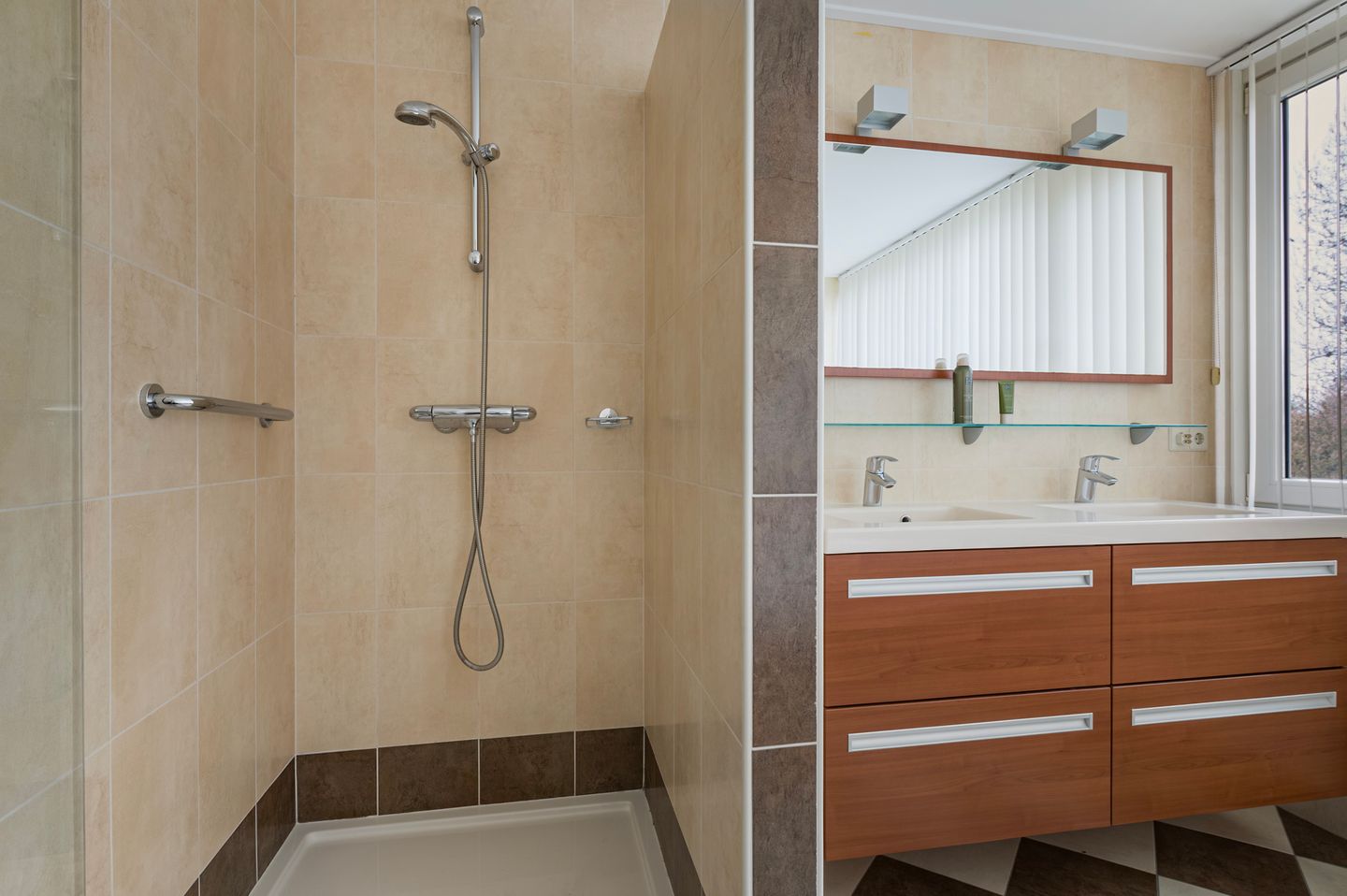 Foto 29 van Aadorpsweg 21