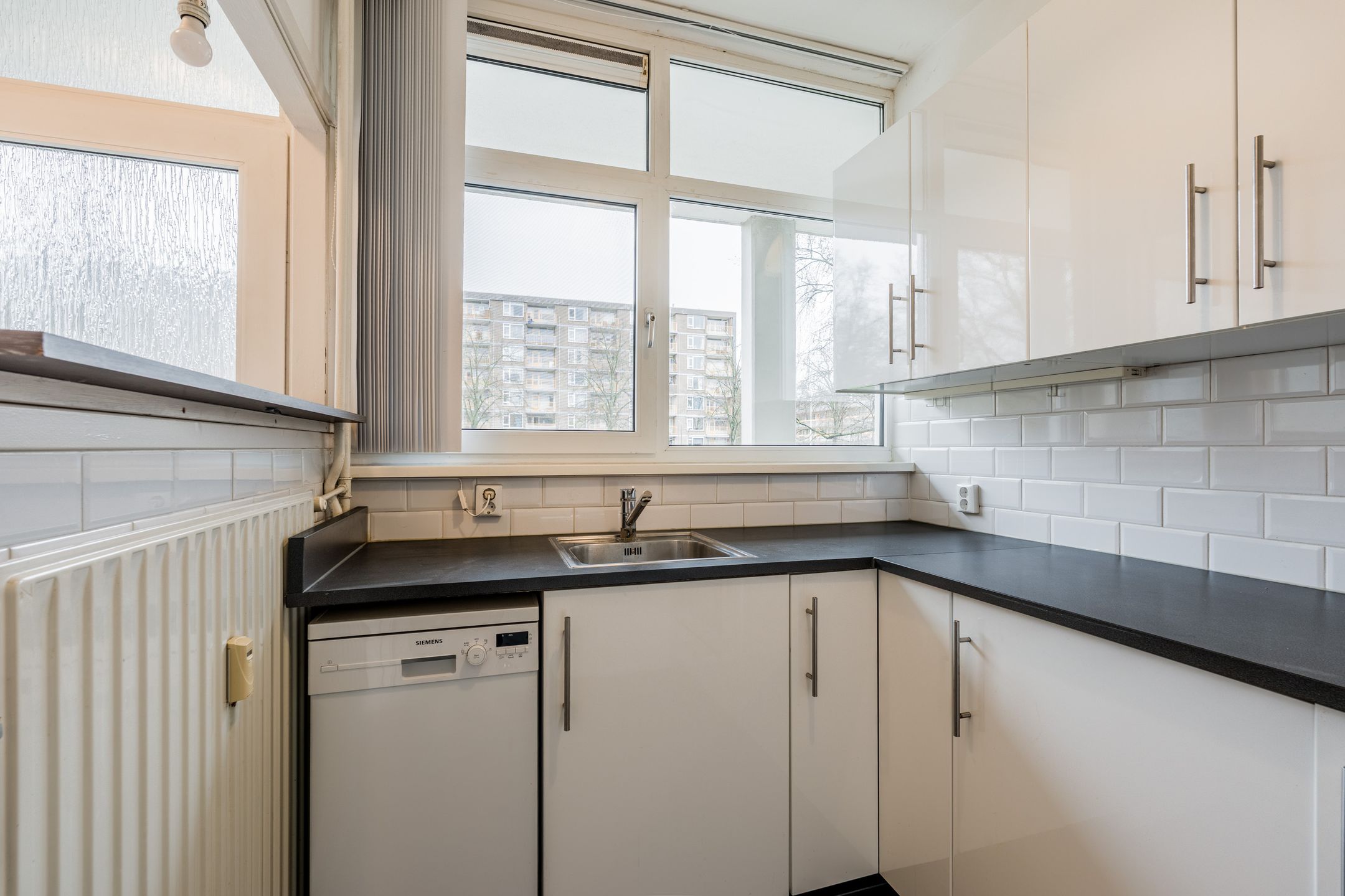Photo 6 of Van Heuven Goedhartlaan 310