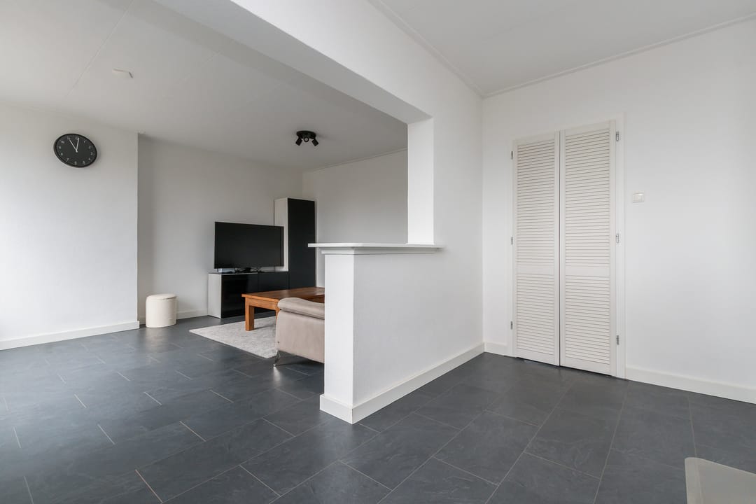 Photo 13 of Van Karnebeekstraat 113