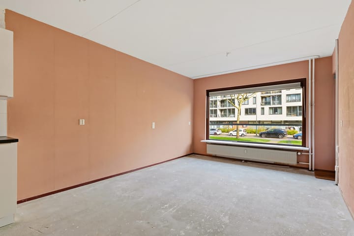 Photo 2 of Rosenburch 4