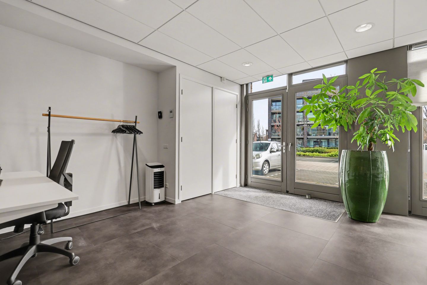 Bekijk foto 2 van Sotaweg 134-a