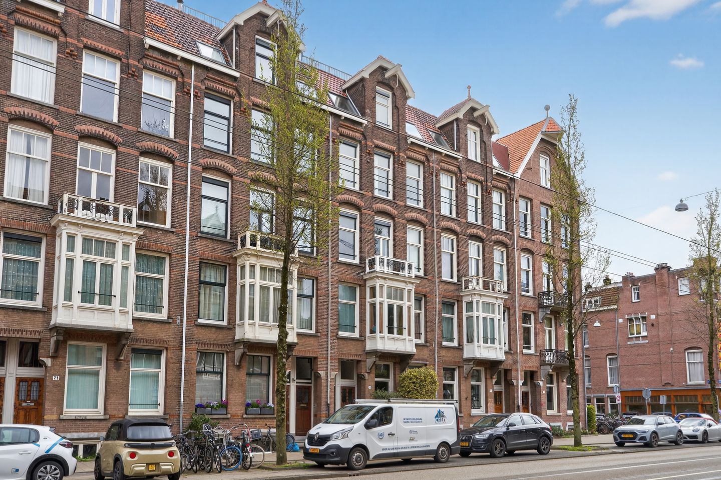 Foto 40 van Van Baerlestraat 75-4