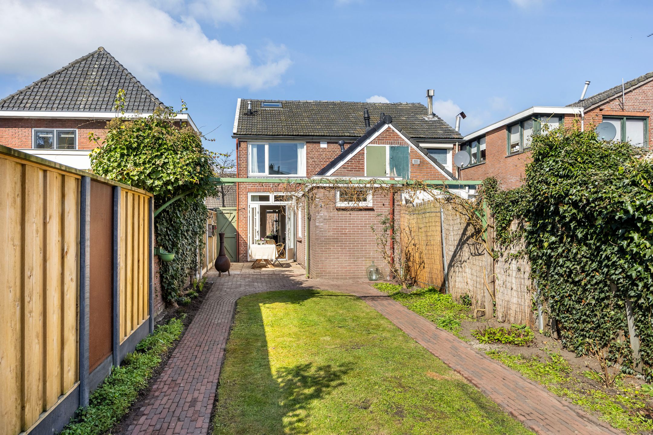 Photo 42 of Toekomststraat 9