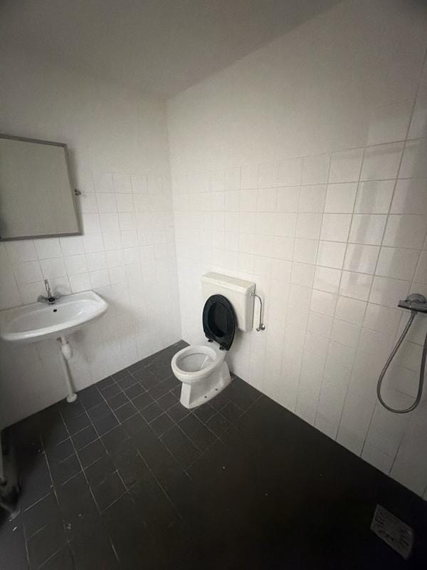 Foto 38 van Moerkerkestraat 135-B