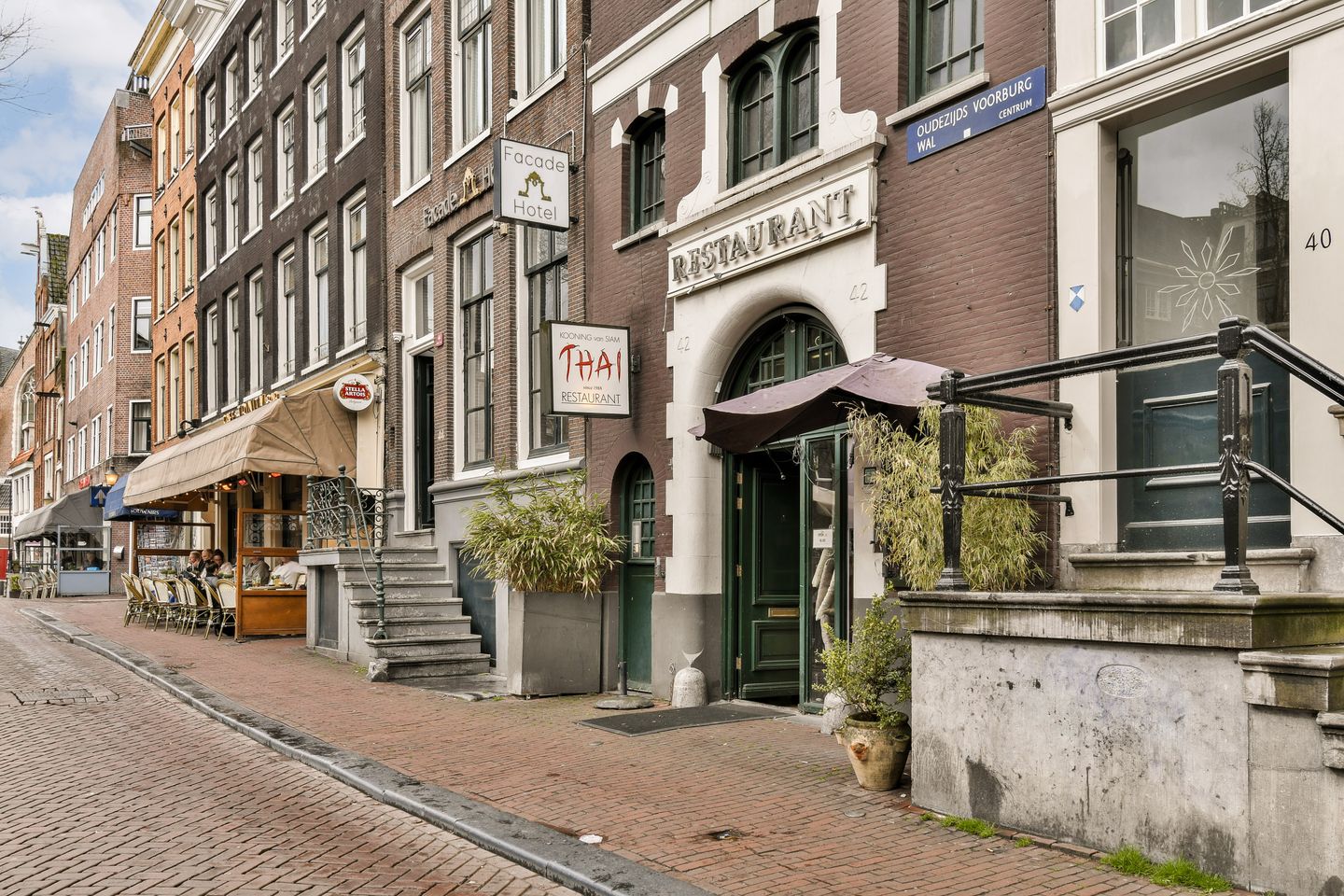 Bekijk foto 2 van Oudezijds Voorburgwal 42-A