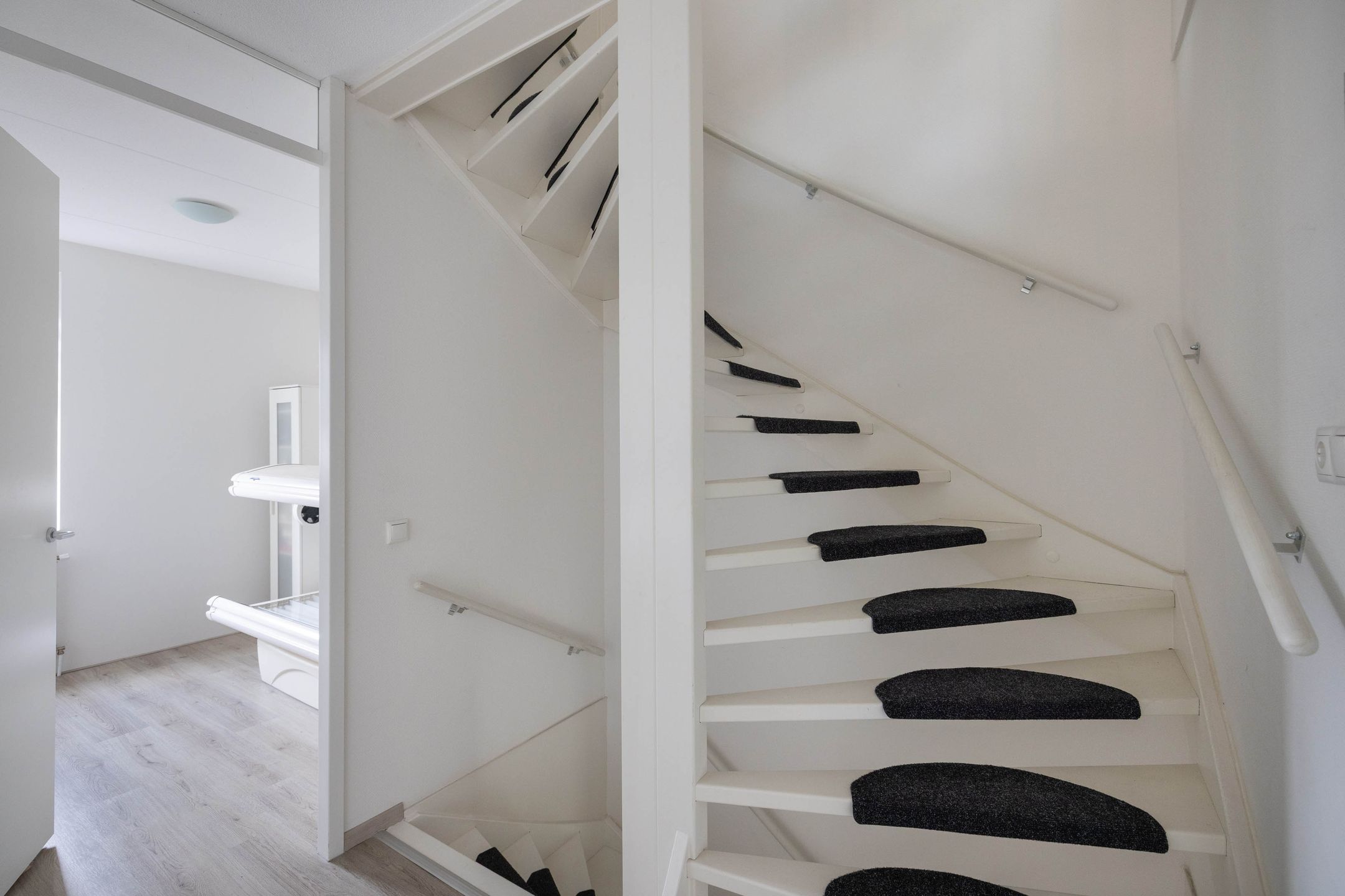 Photo 18 of H. Leefsmastraat 142