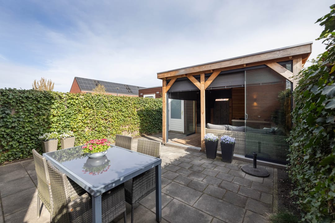 Photo 2 of H. Leefsmastraat 142