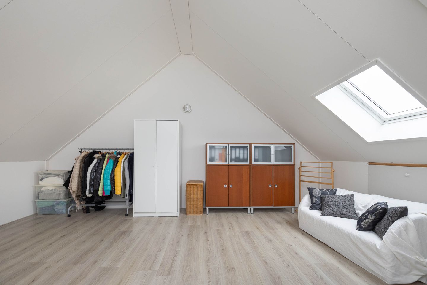 Photo 20 of H. Leefsmastraat 142