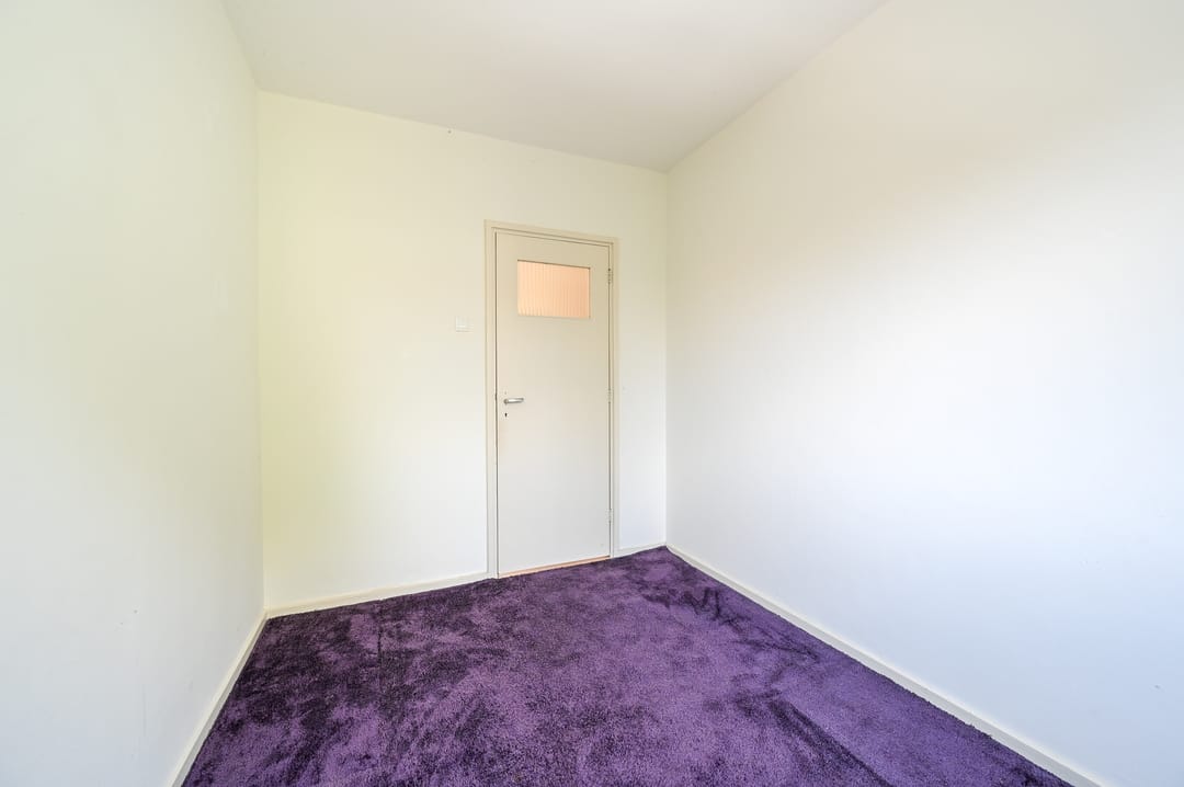 Spacious double upper apartment with water views in Rijswijk — 17