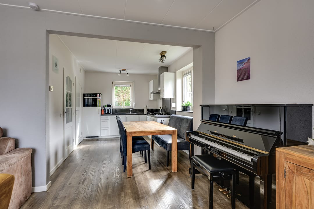 Foto 16 van Diepenbrockstraat 10